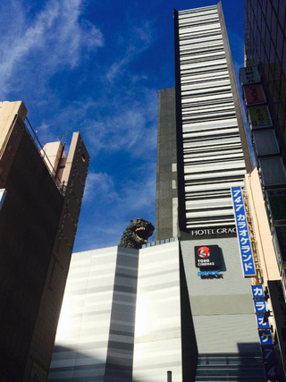Illustration for article titled Tokyo's Newest Godzilla Statue Unveiled